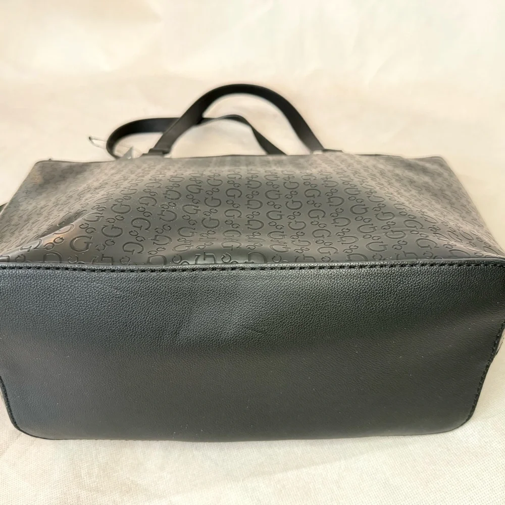GUESS Black Patterned Tote - Picture 3 of 13